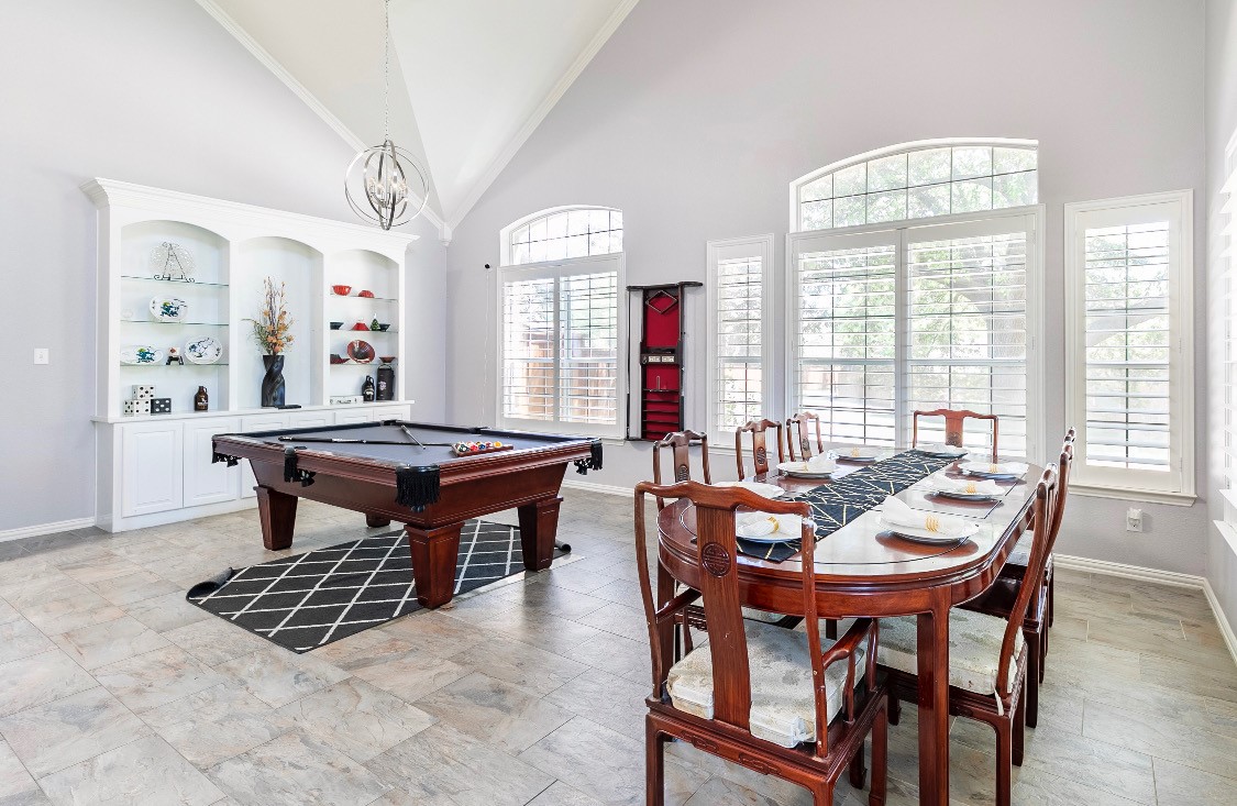 2109 Indian Trail