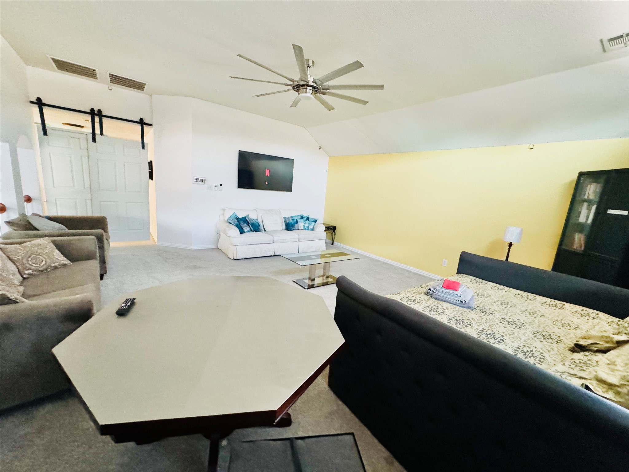 2109 Indian Trail