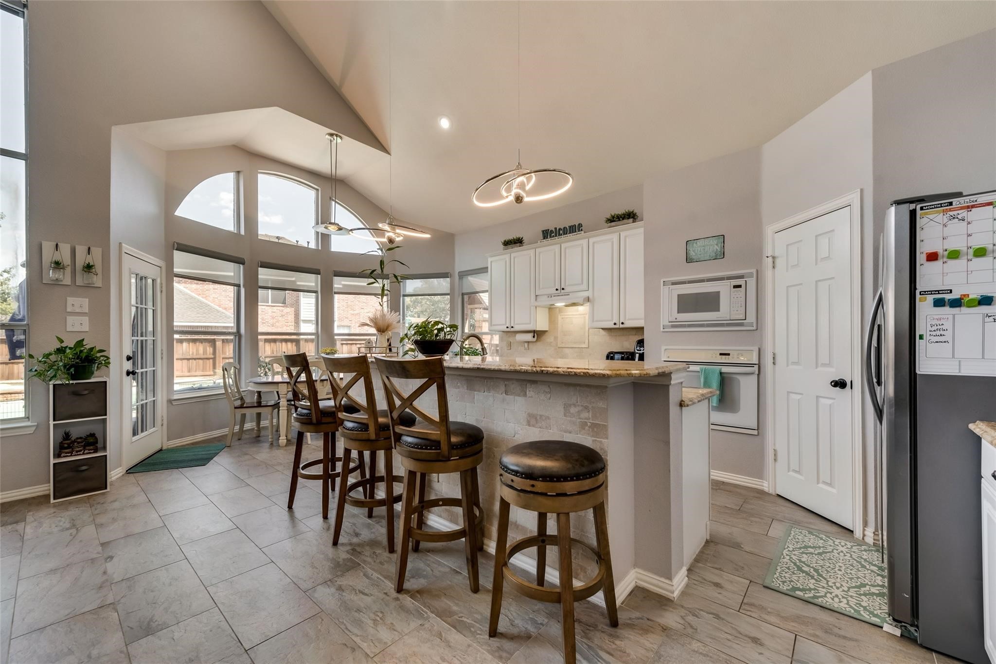 2109 Indian Trail