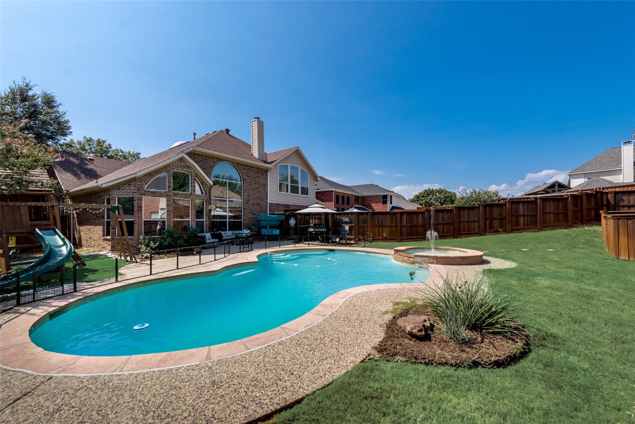 2109 Indian Trail