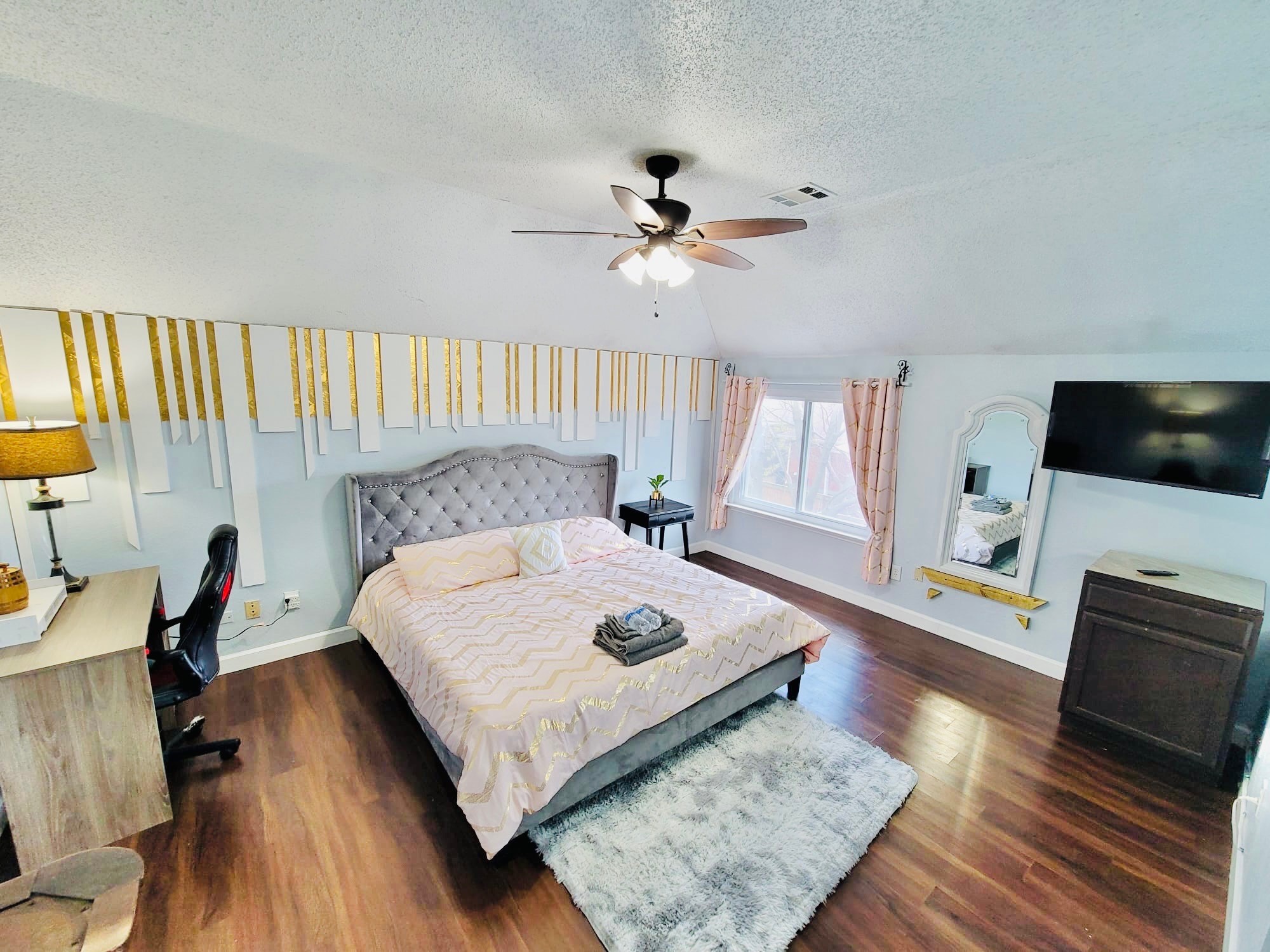 7406 Armstrong Lane