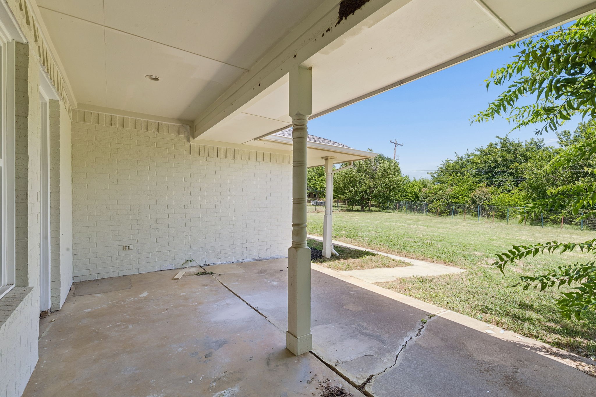 3128 Darby Lane