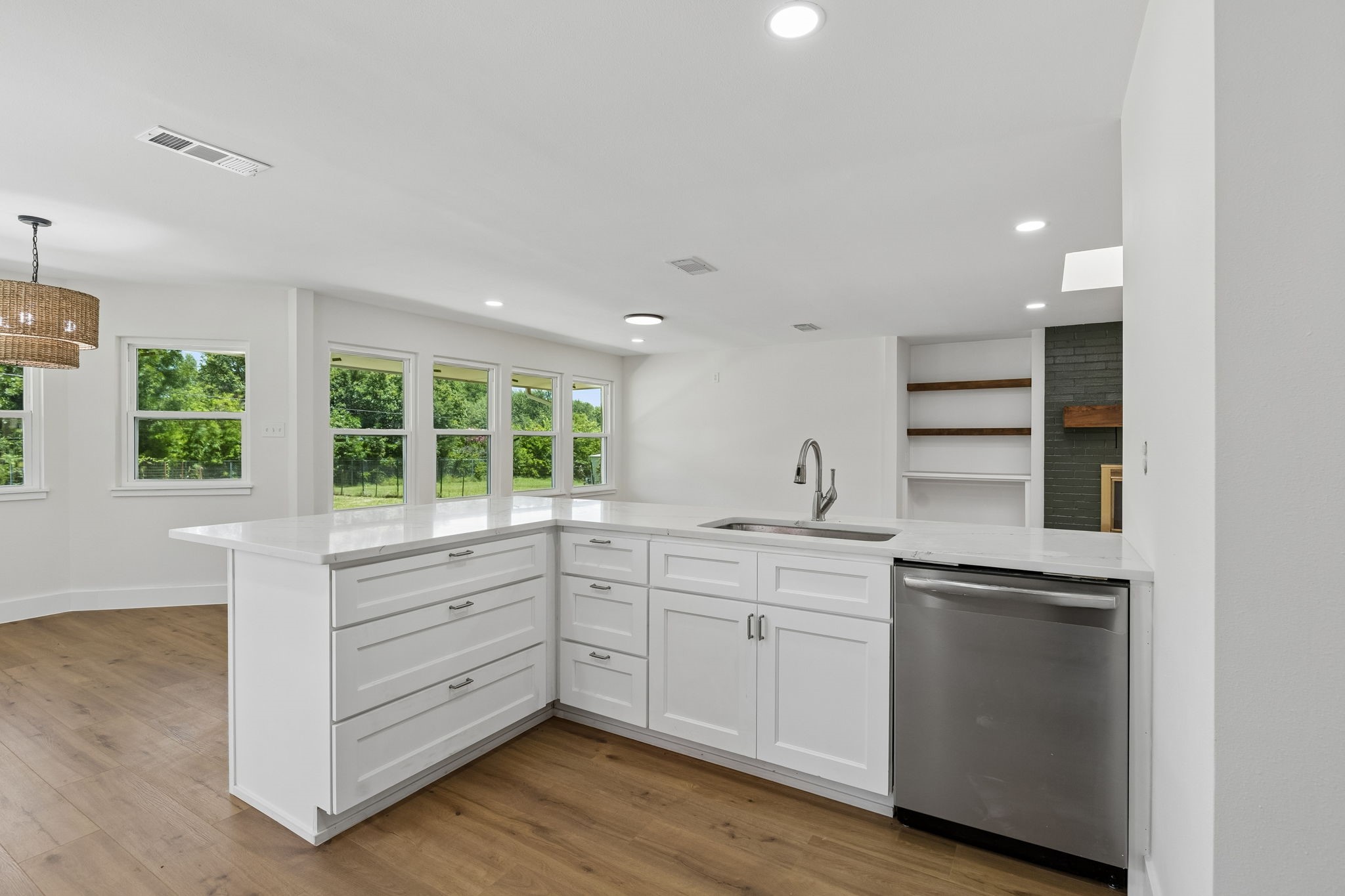 3128 Darby Lane