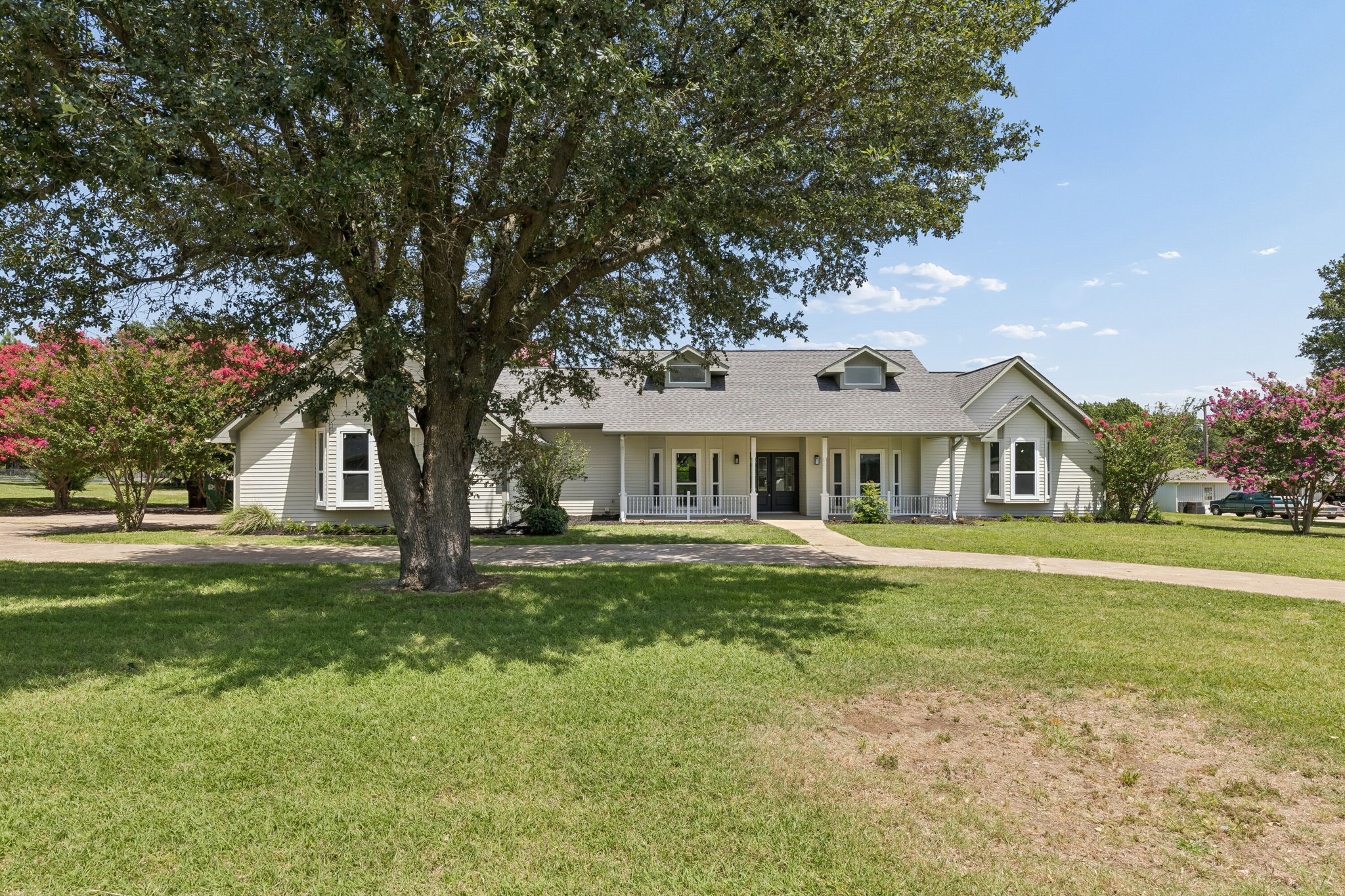 3128 Darby Lane