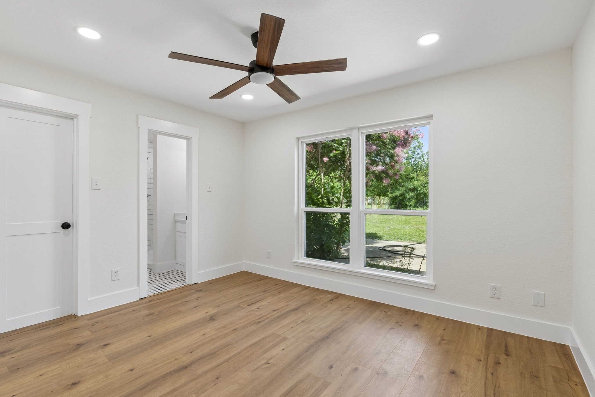 3128 Darby Lane