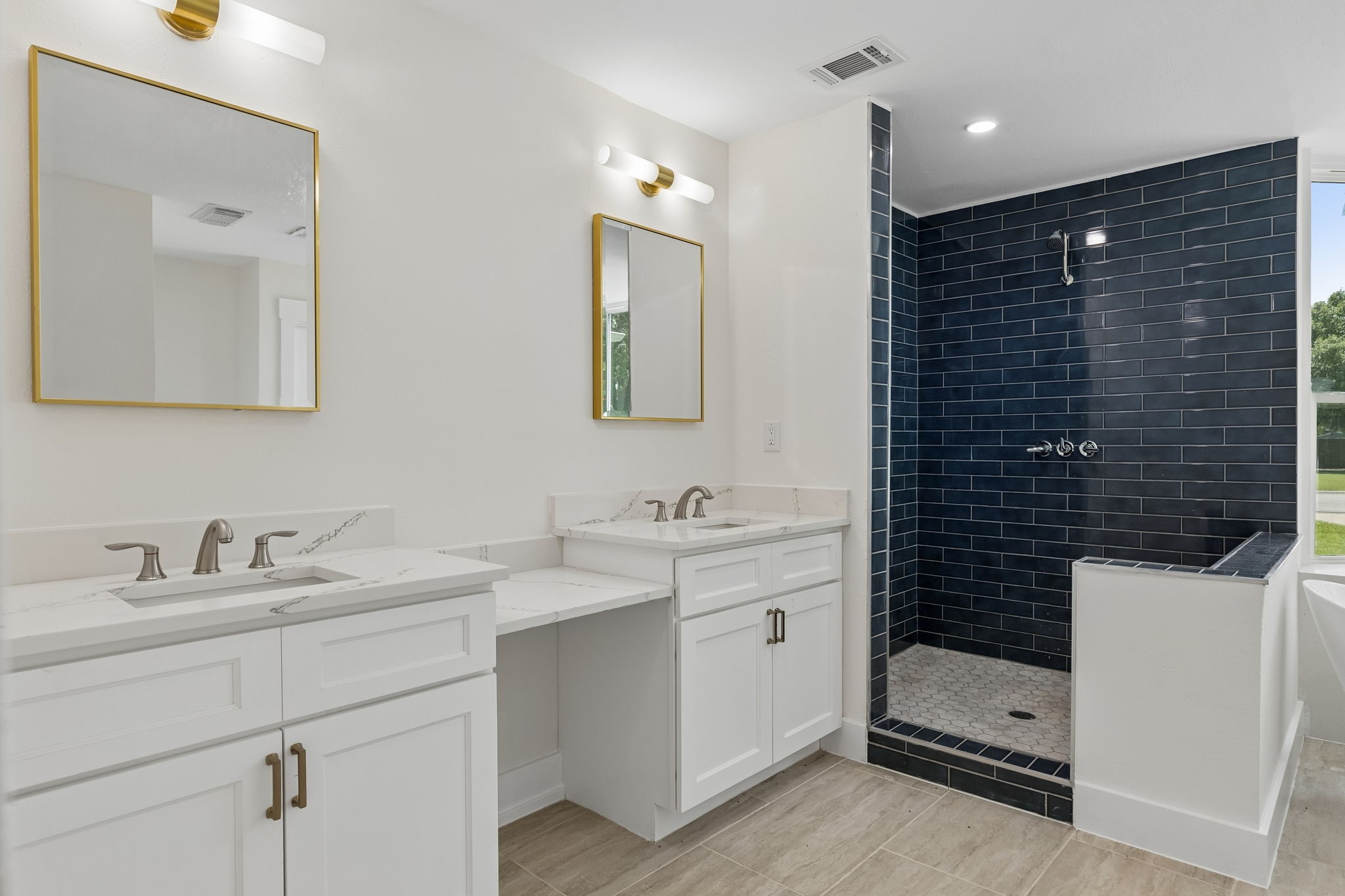 3128 Darby Lane