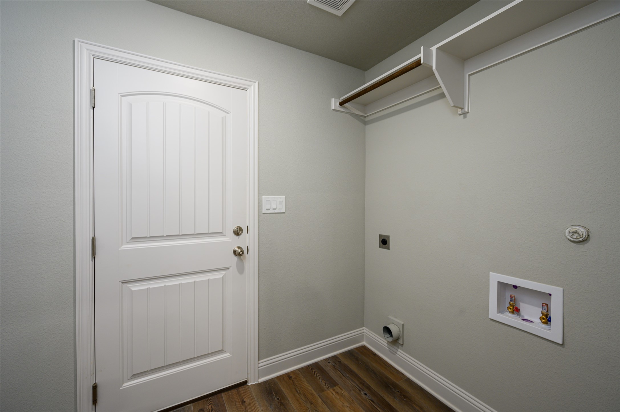 2801 Tulip Drive