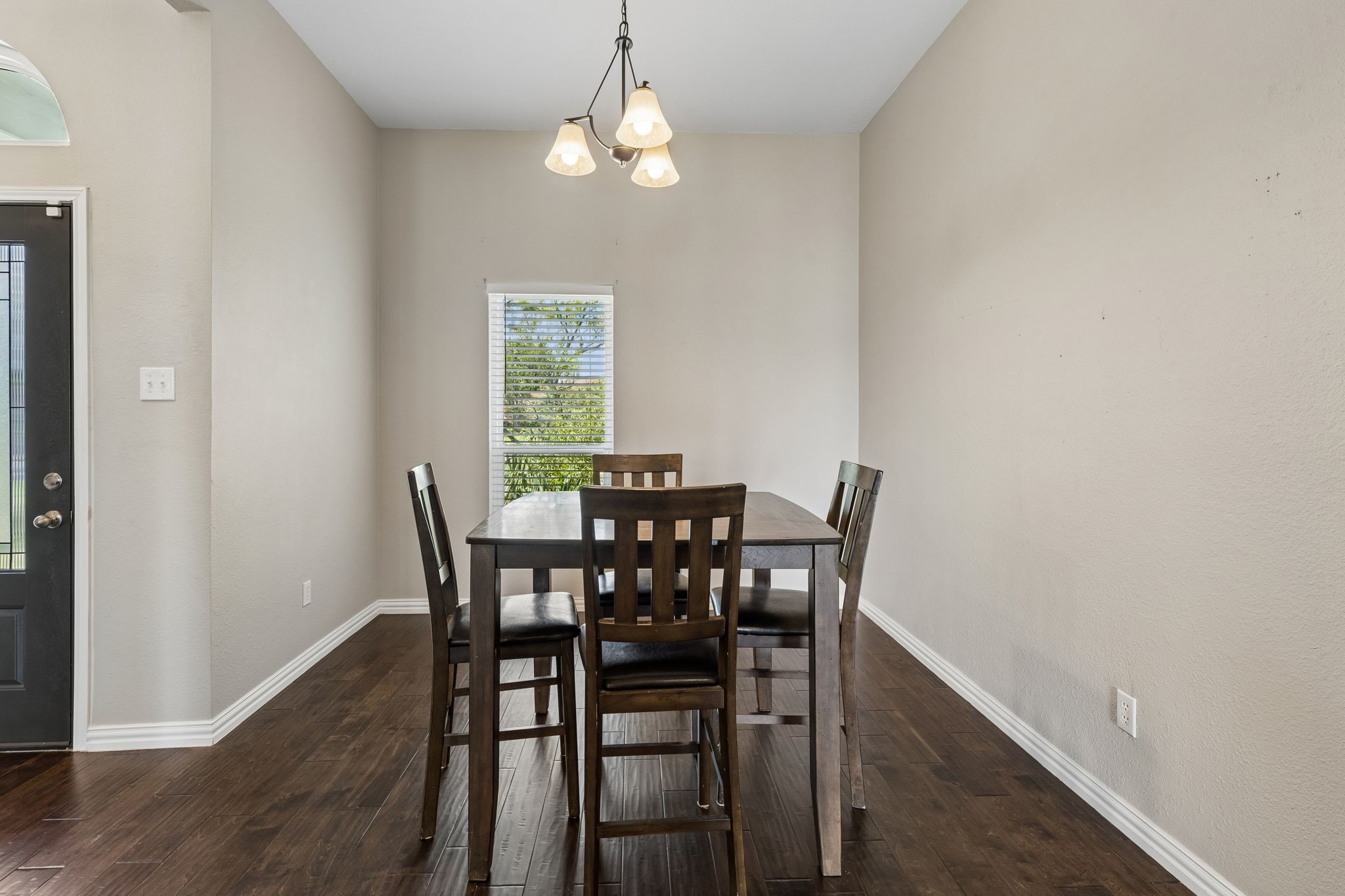 332 Hardwicke Lane