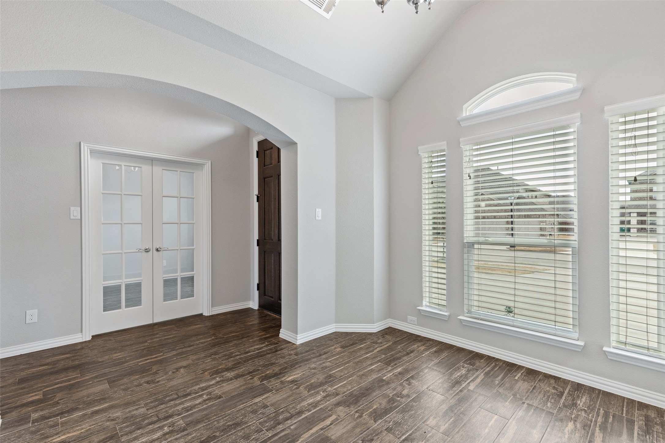 5821 Humber Lane