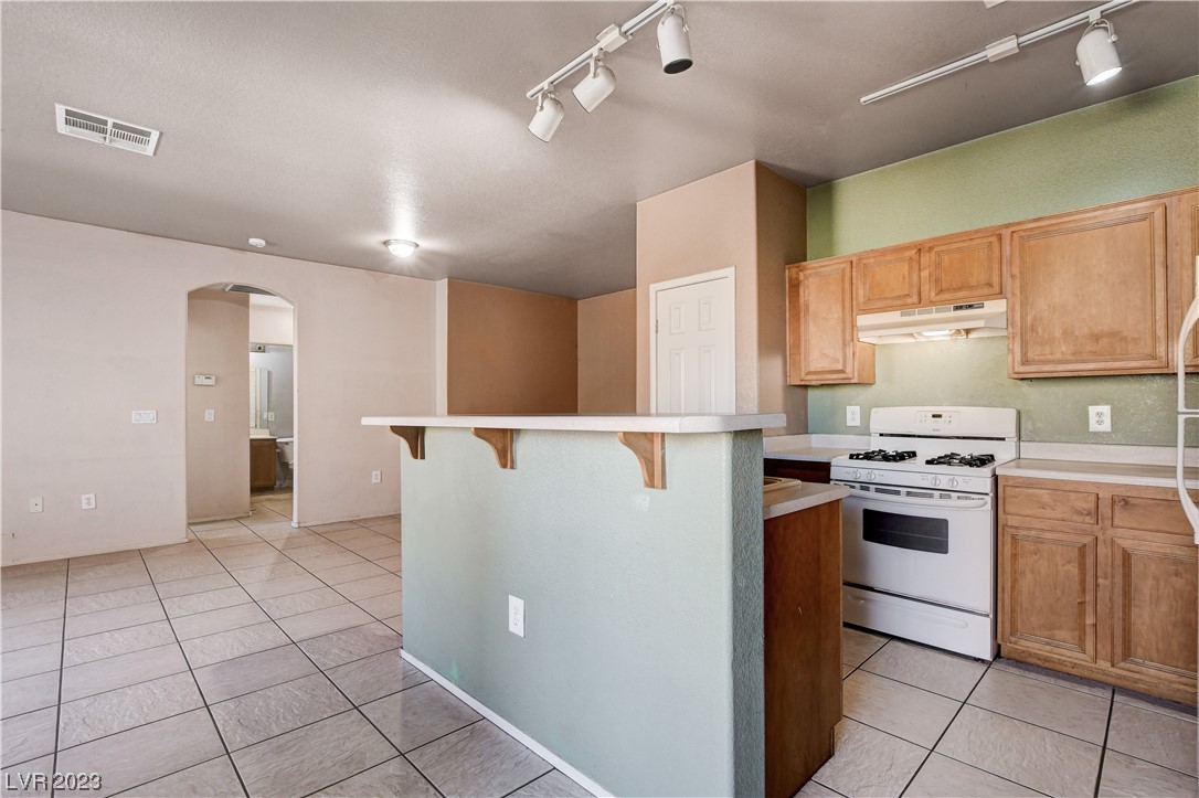 6170 East Sahara Avenue 1015