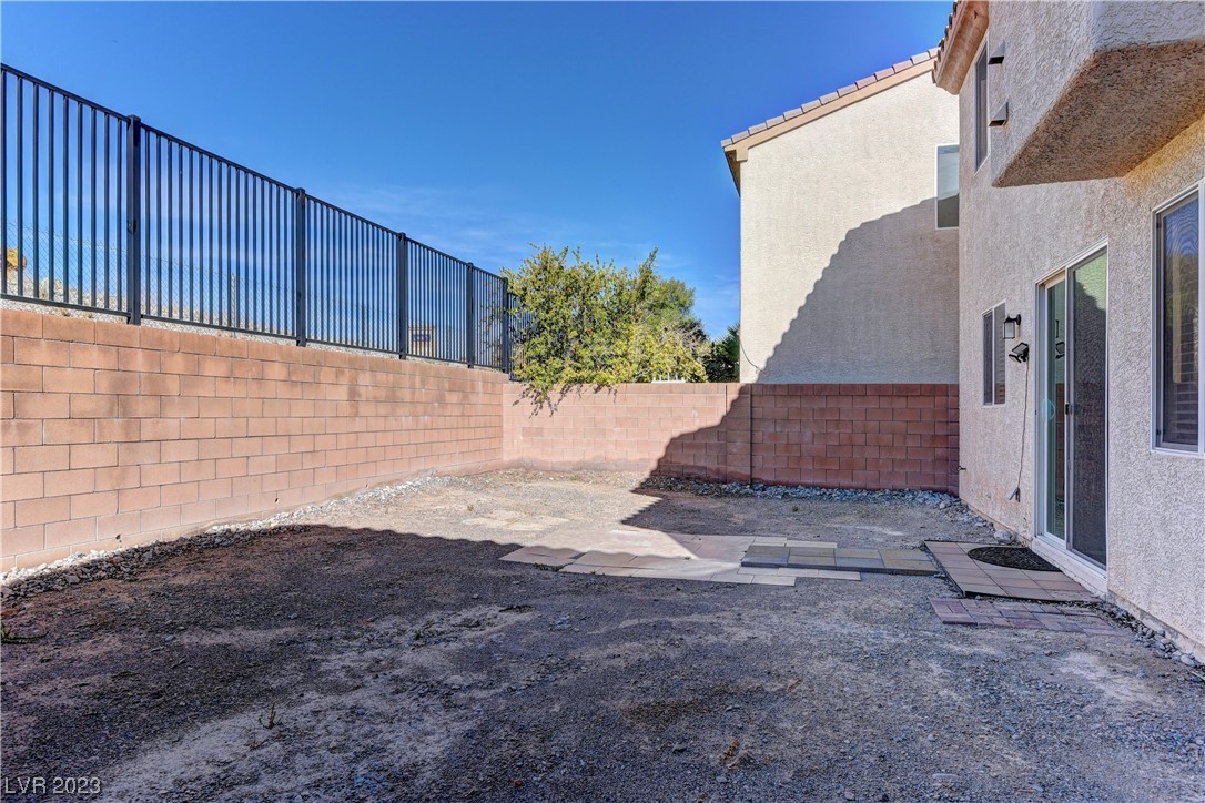 7557 Crooked Branch Street