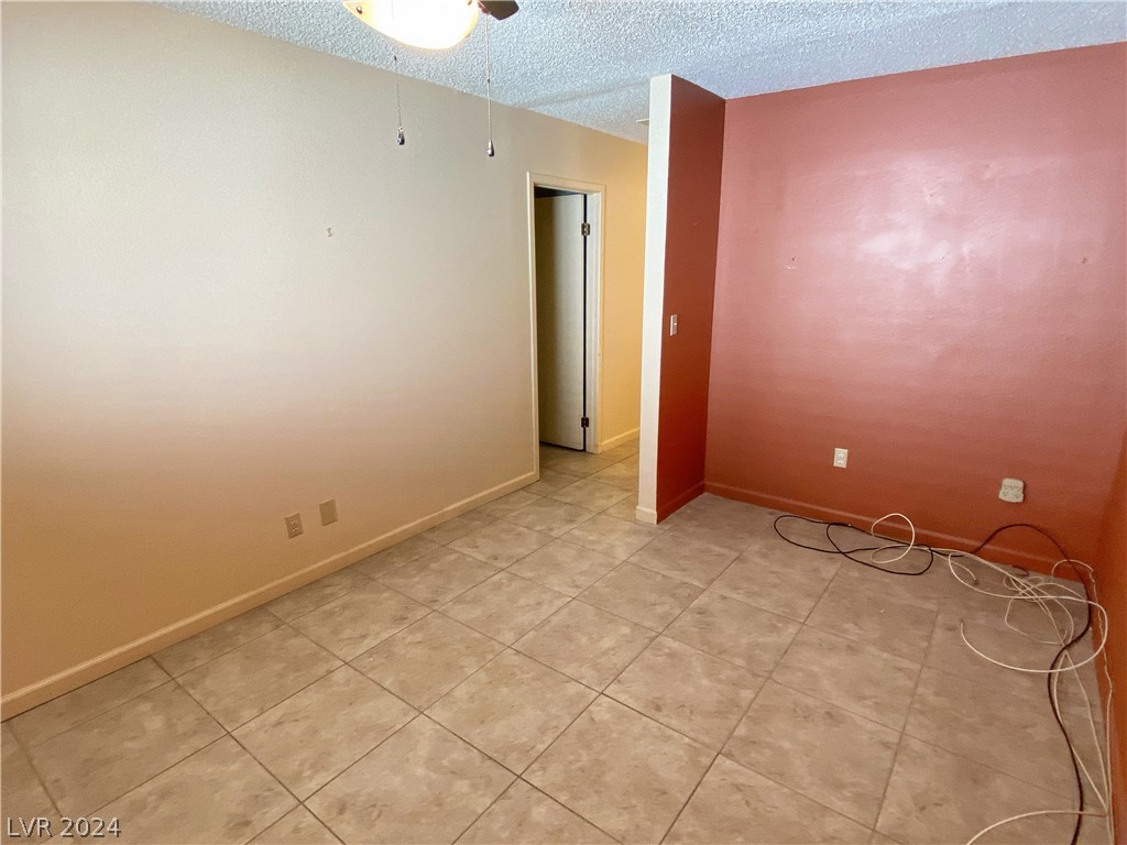 905 Shadow Mountain Place