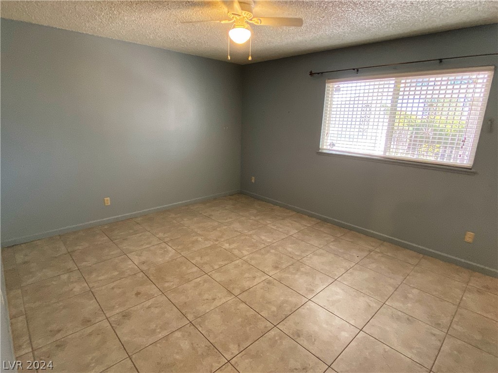 905 Shadow Mountain Place