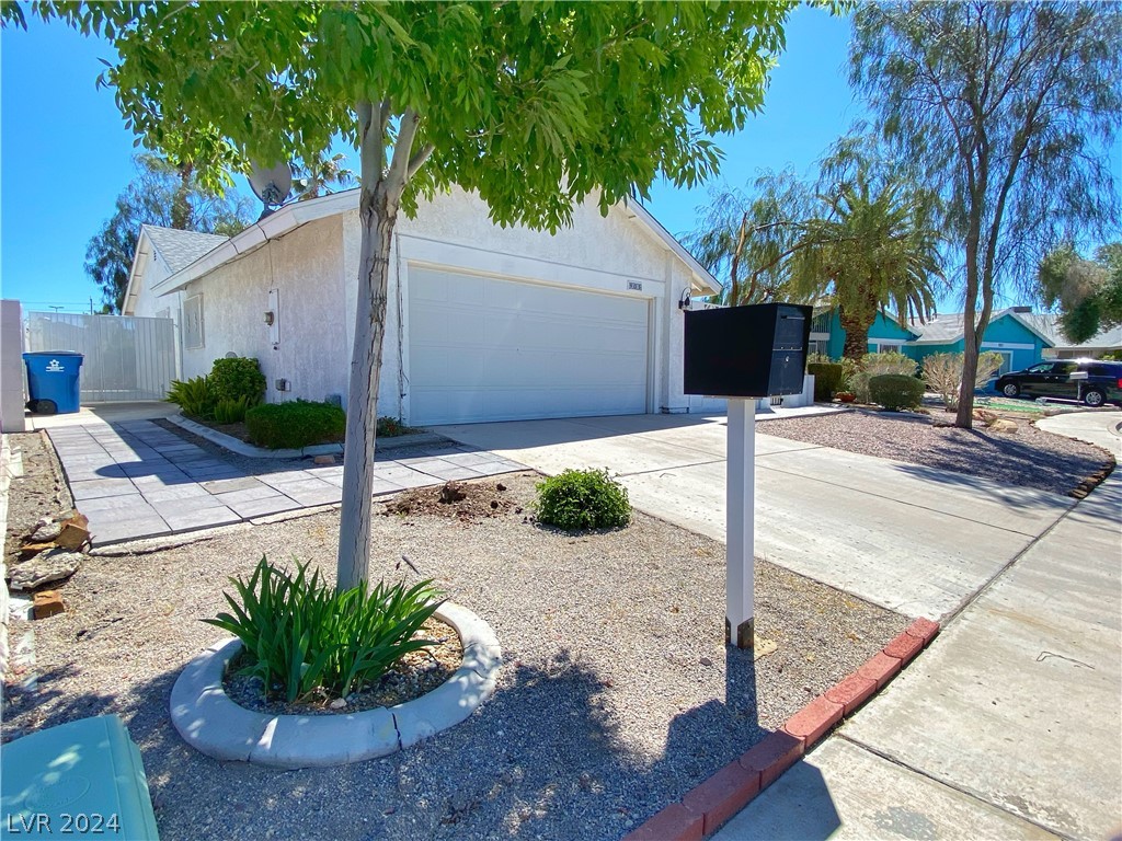 905 Shadow Mountain Place