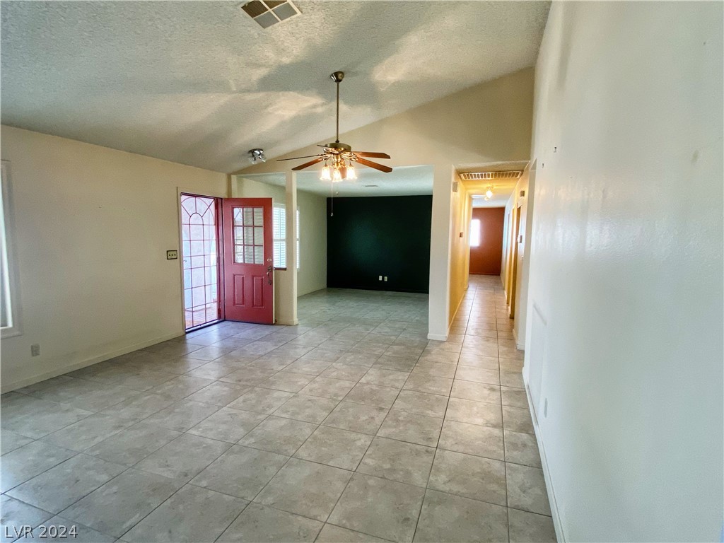 905 Shadow Mountain Place