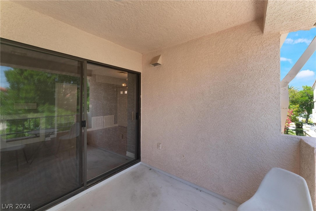 4885 South Torrey Pines Drive 202