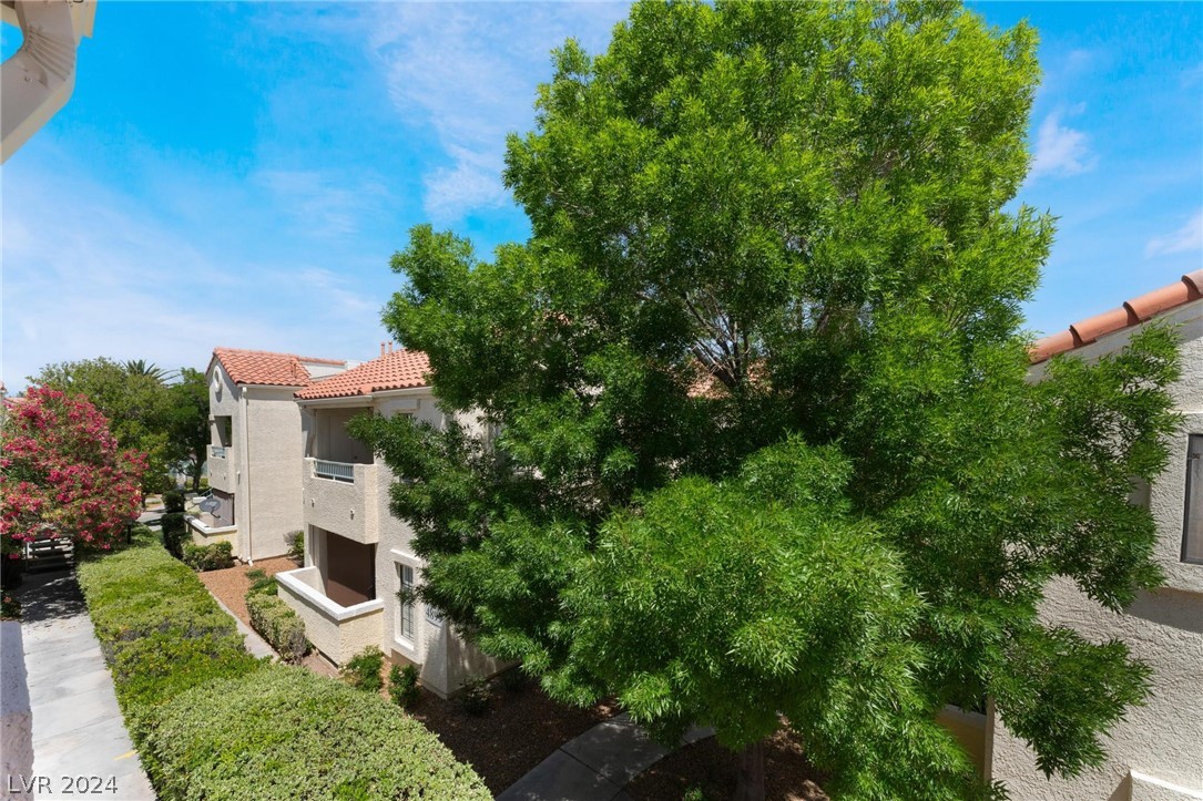 4885 South Torrey Pines Drive 202