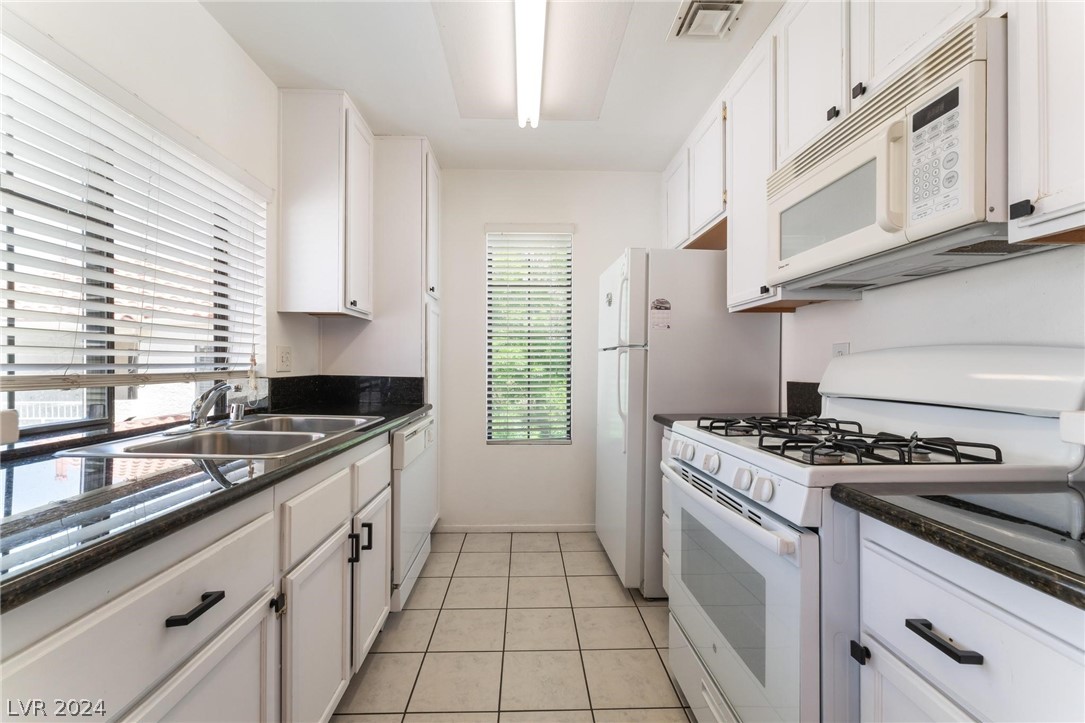 4885 South Torrey Pines Drive 202