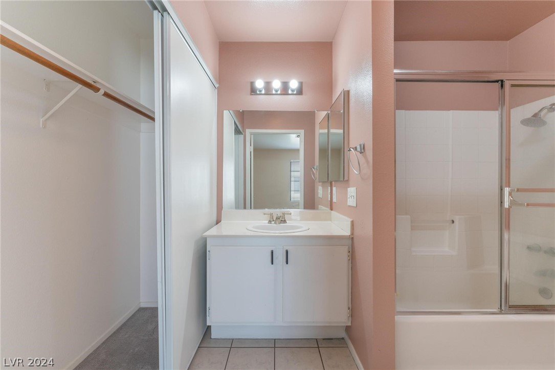 4885 South Torrey Pines Drive 202
