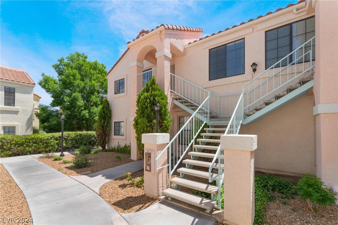 4885 South Torrey Pines Drive 202