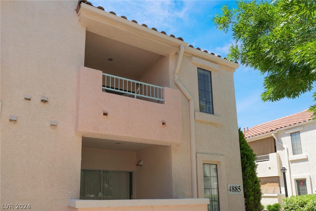4885 South Torrey Pines Drive 202