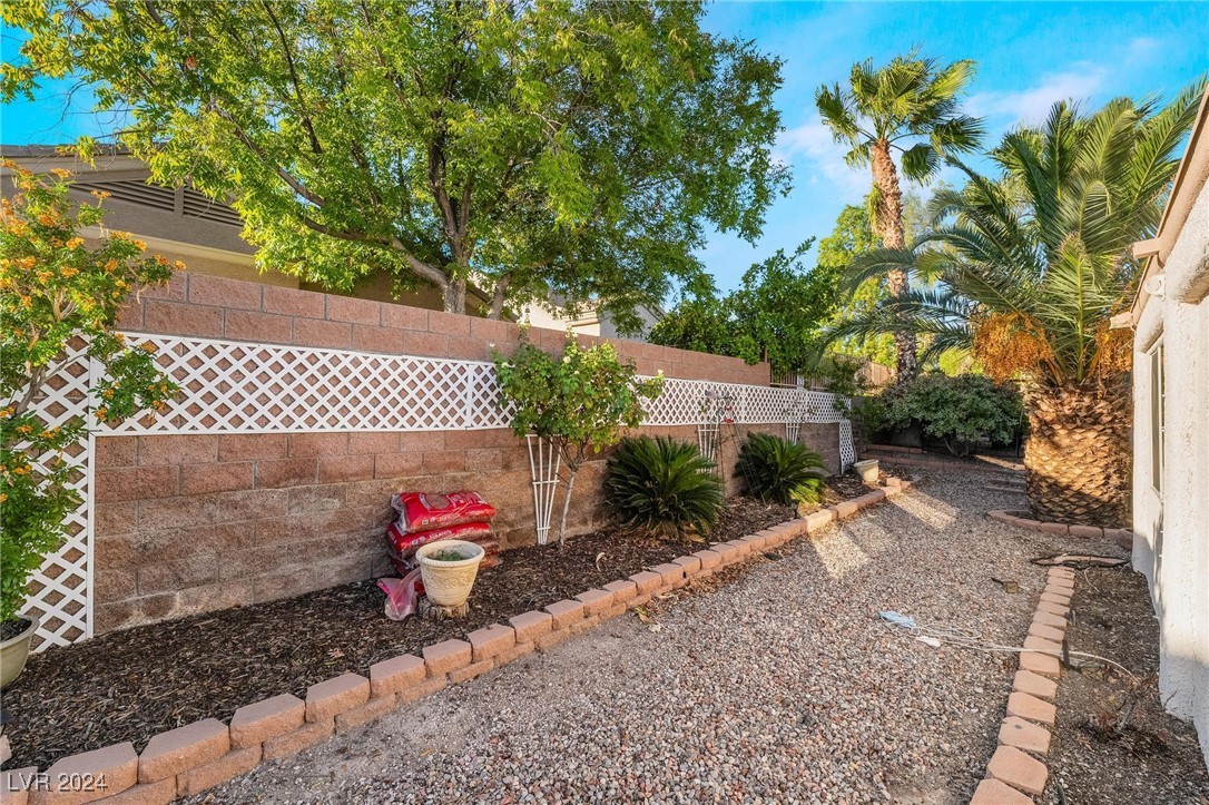 2163 High Mesa Drive