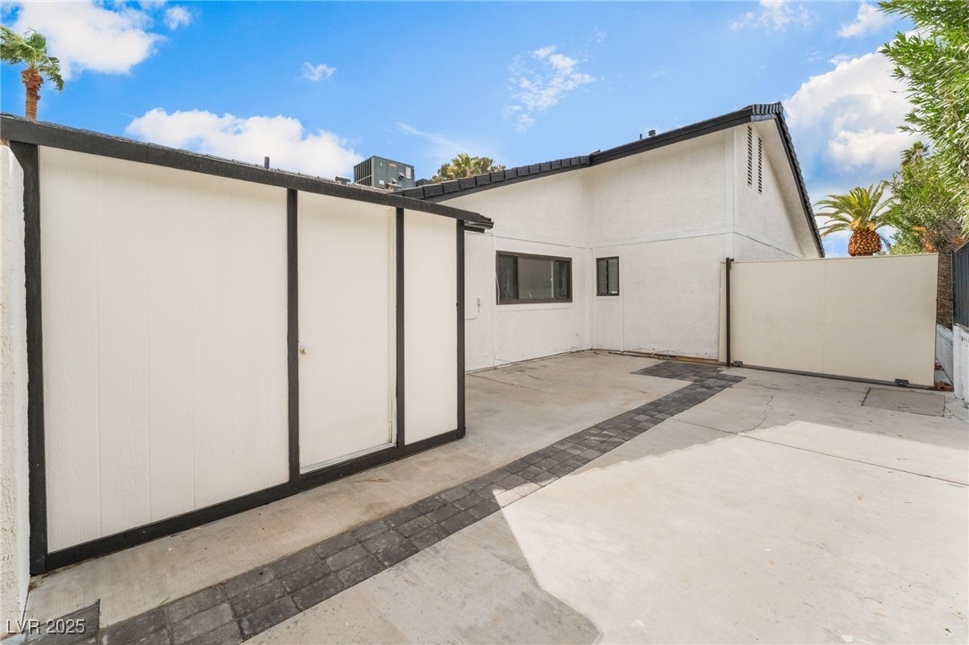 401 Lacy Lane