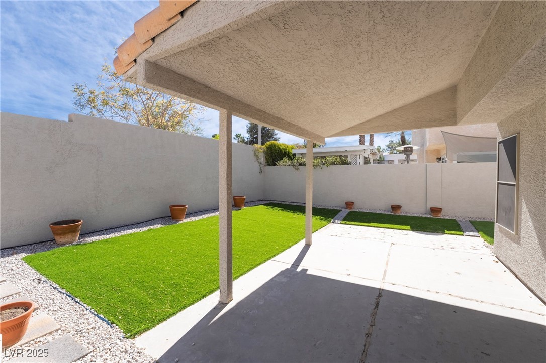 80 Sea Holly Way
