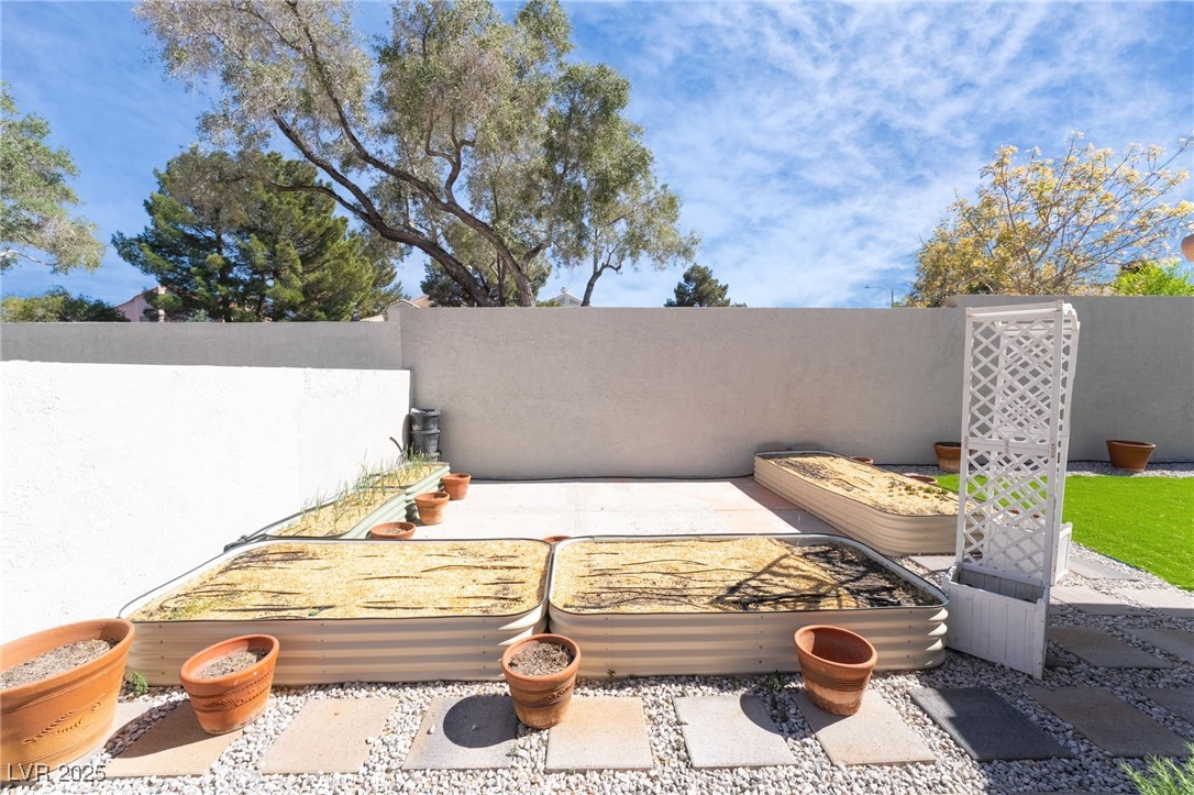 80 Sea Holly Way