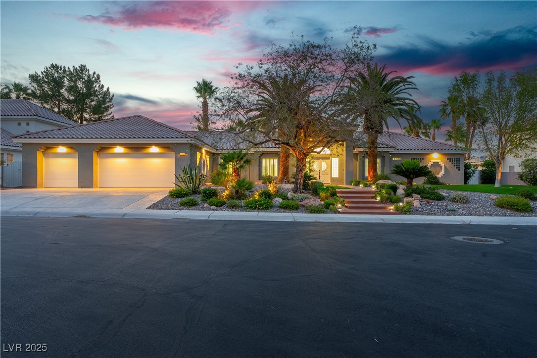7738 Willow Cove Circle