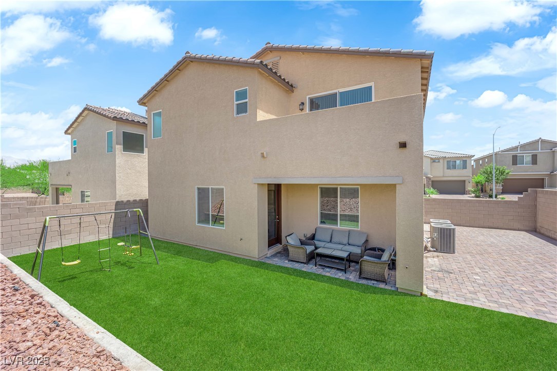 4833 Royal Magnolia Street