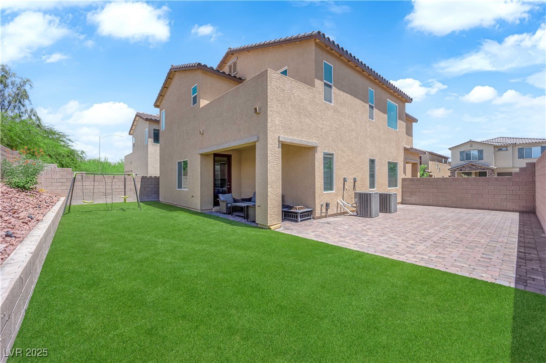 4833 Royal Magnolia Street