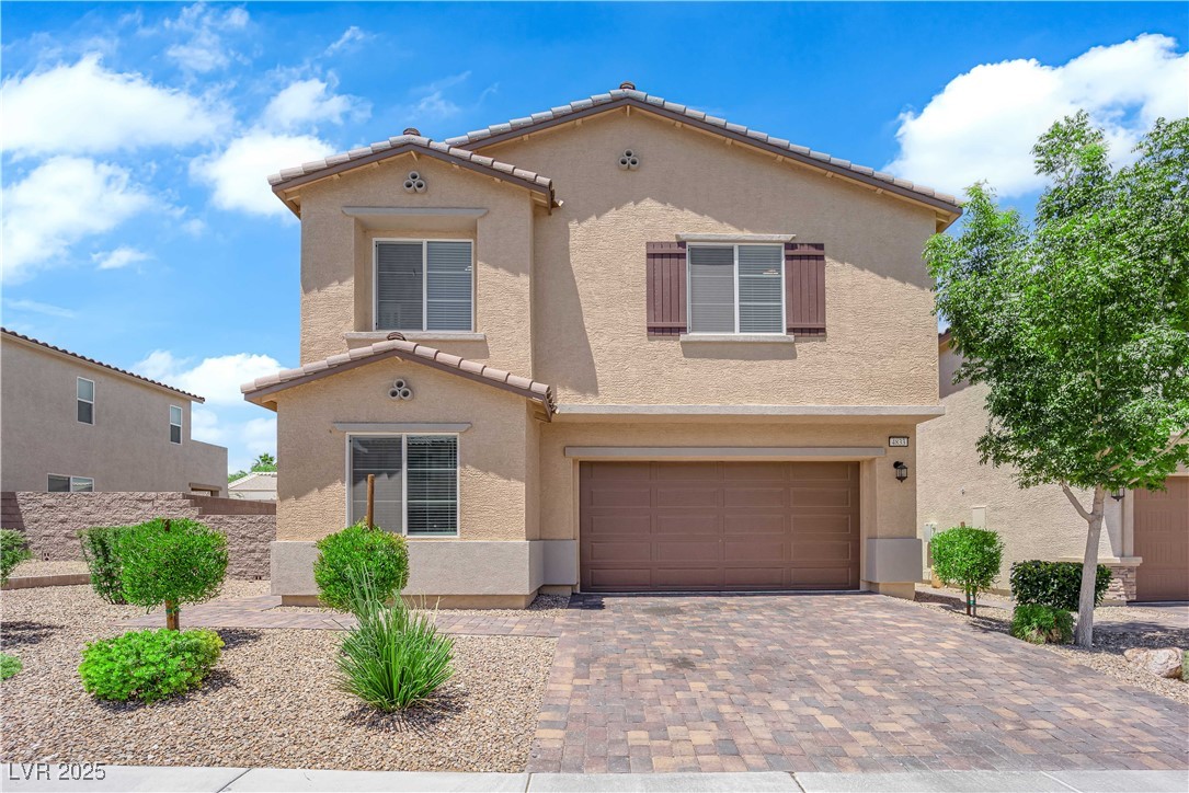 4833 Royal Magnolia Street
