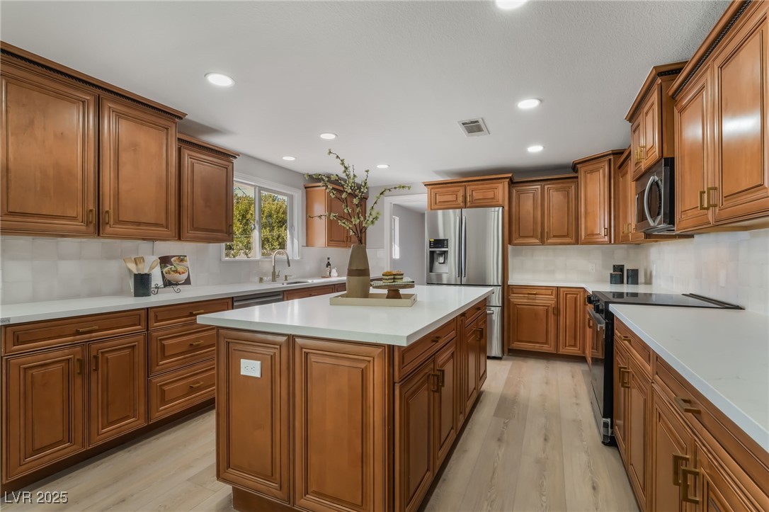 616 Lacy Lane