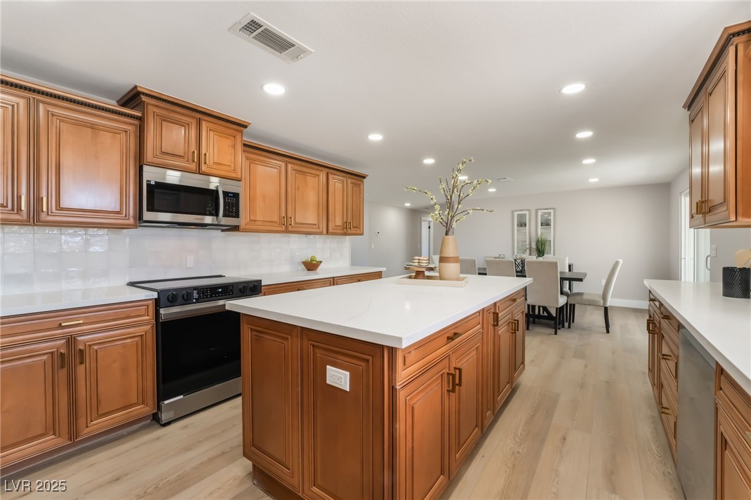 616 Lacy Lane