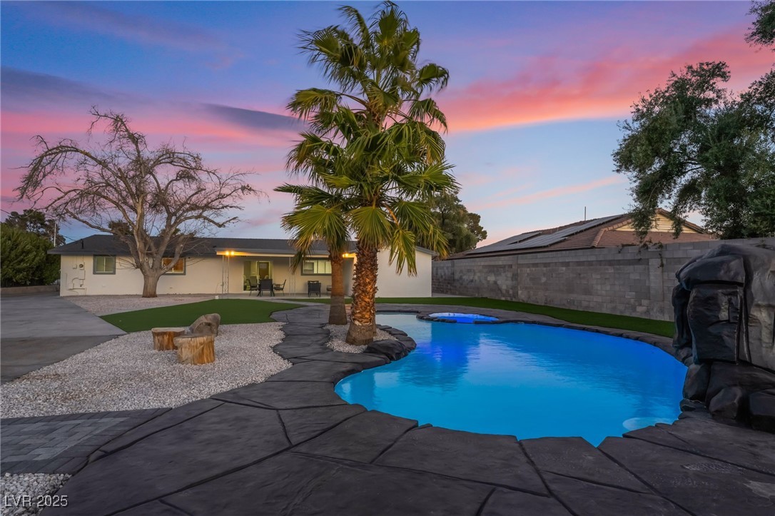 616 Lacy Lane