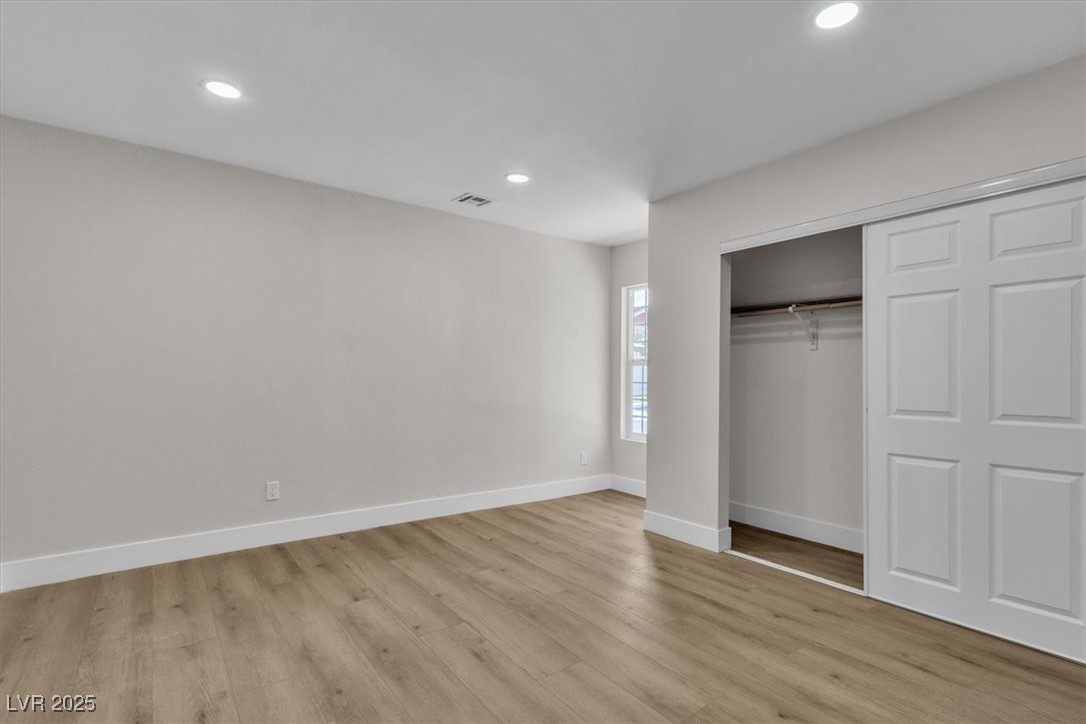 2504 Llewellyn Drive