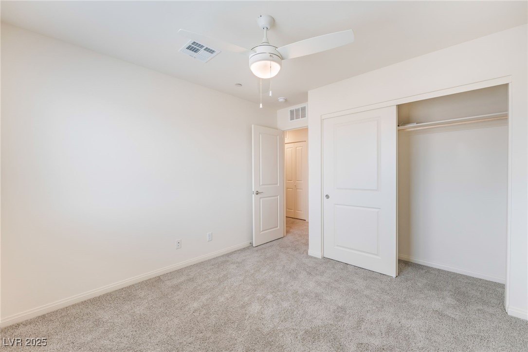 5672 Sapphire Shine Avenue