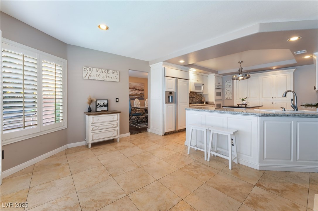 3921 White Castle Street