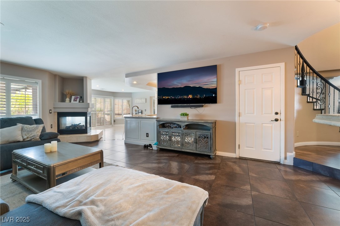 3921 White Castle Street