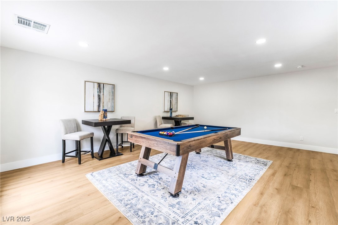 2504 Llewellyn Drive