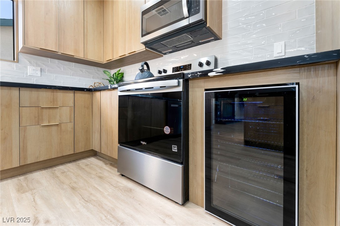 5500 Avenida Vaquero