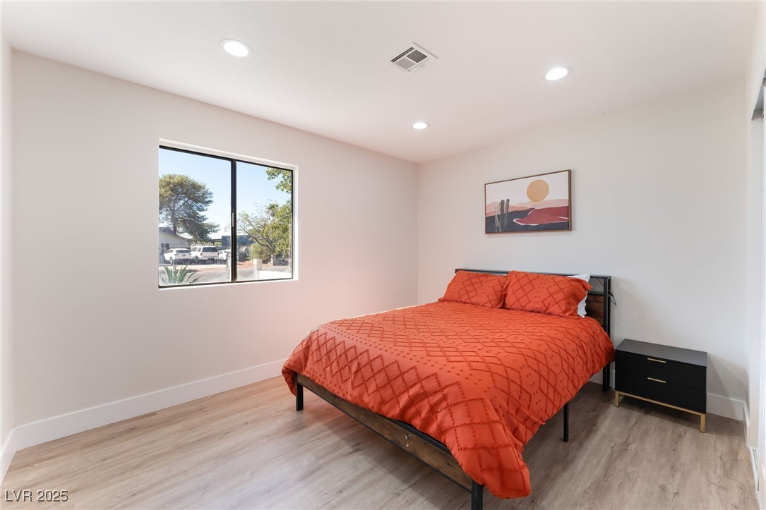 5500 Avenida Vaquero