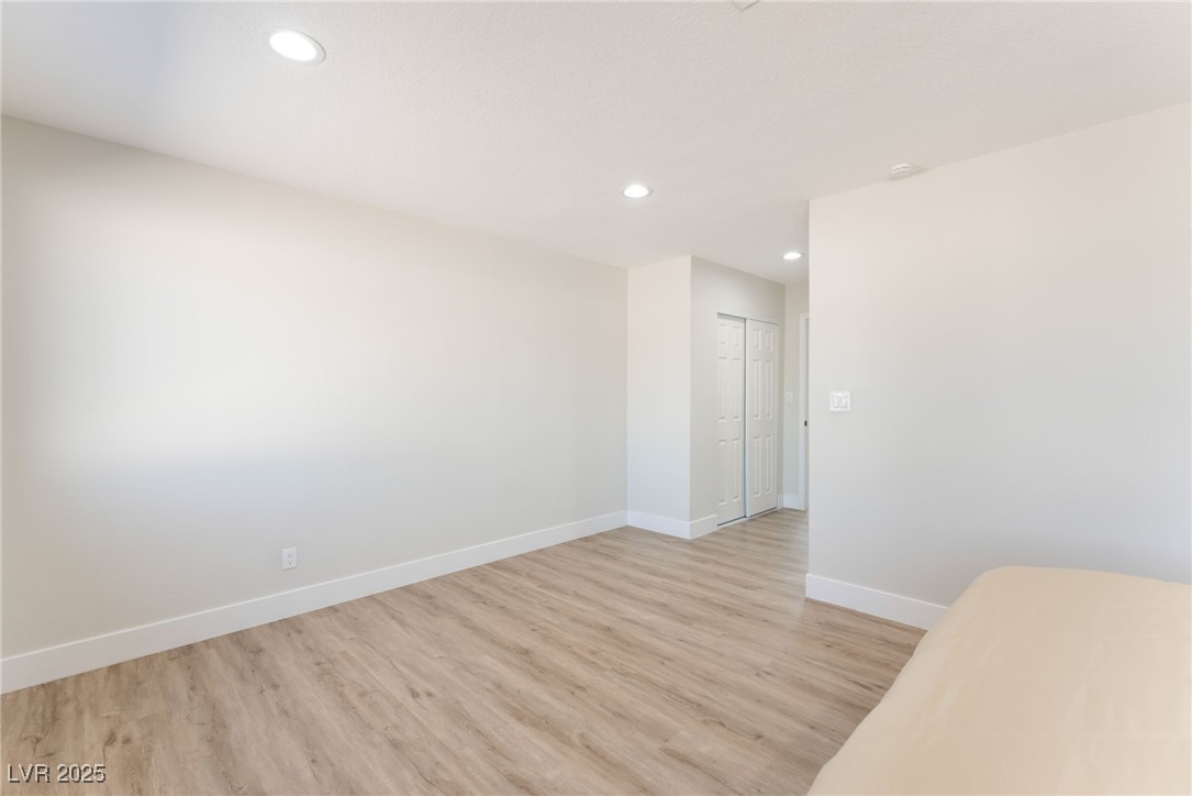 5500 Avenida Vaquero