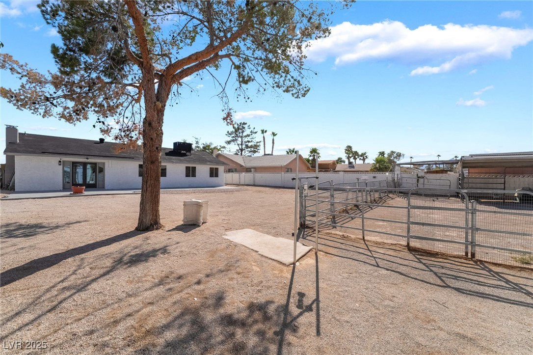 5500 Avenida Vaquero