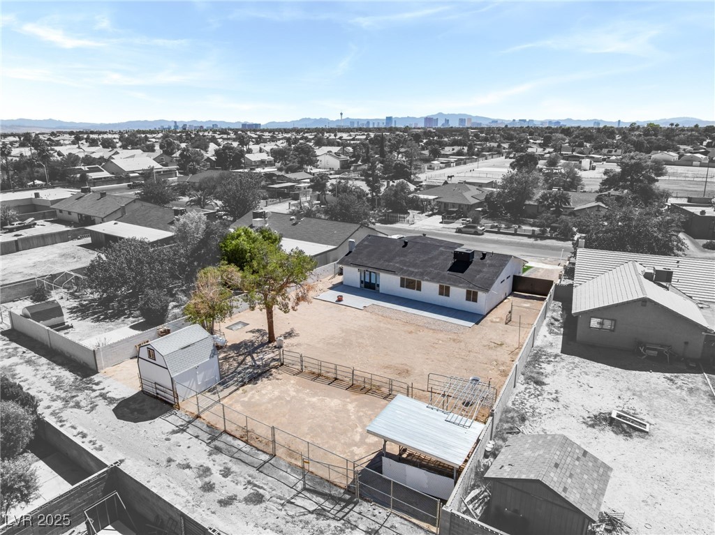 5500 Avenida Vaquero