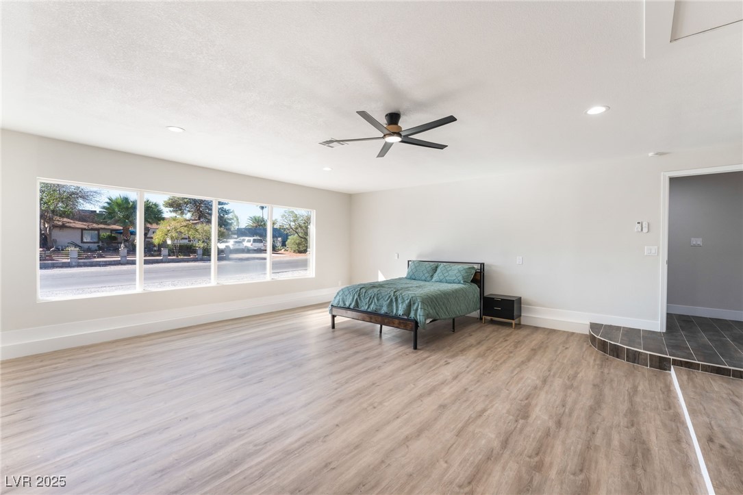 5500 Avenida Vaquero