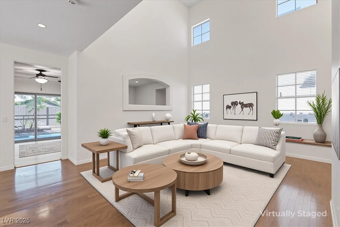 3560 Unique Way