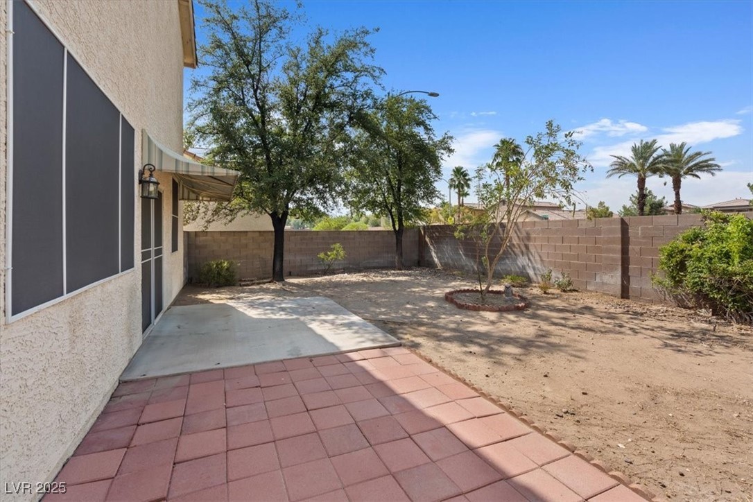 3560 Unique Way