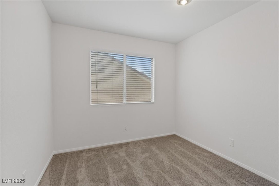 3560 Unique Way